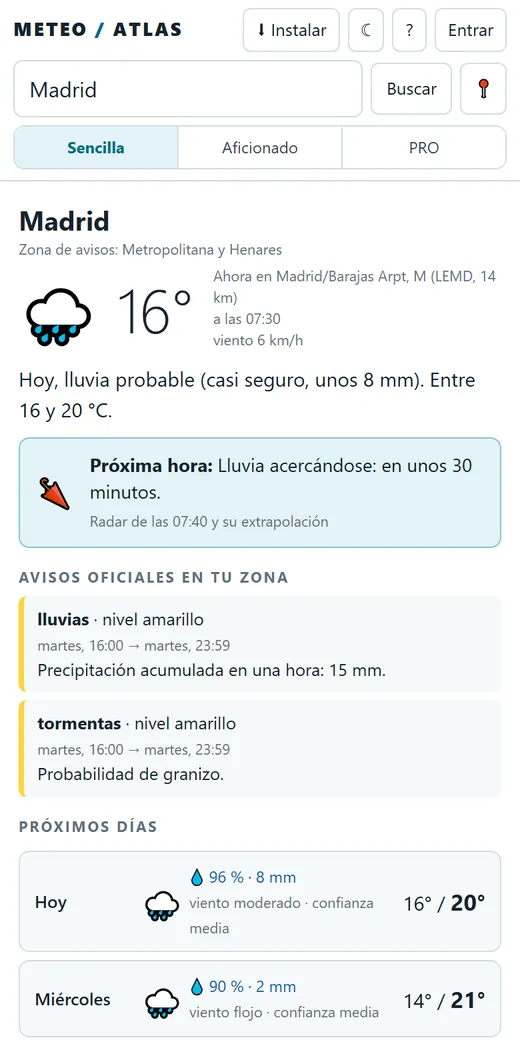 La vista sencilla en un móvil: el tiempo de ahora en Madrid, la lluvia que llega en unos 30 minutos, dos avisos amarillos de AEMET y la previsión de los próximos días.